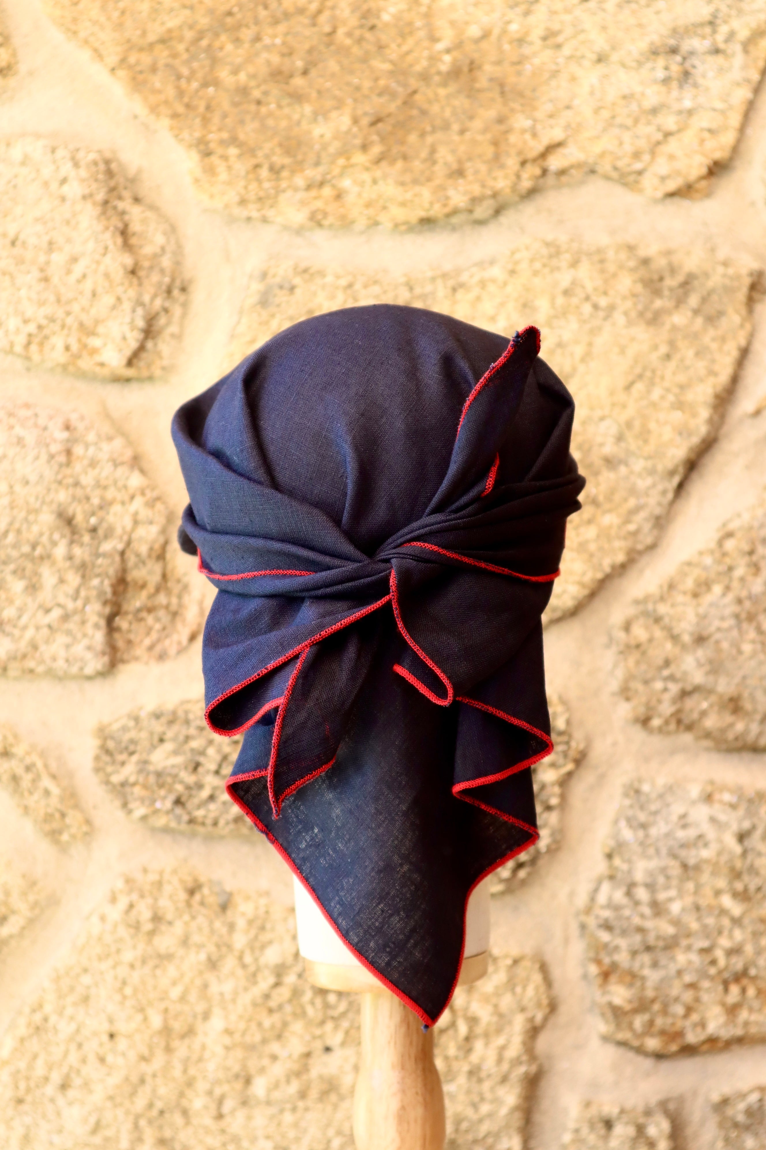 Visera Macana Azul con Rojo