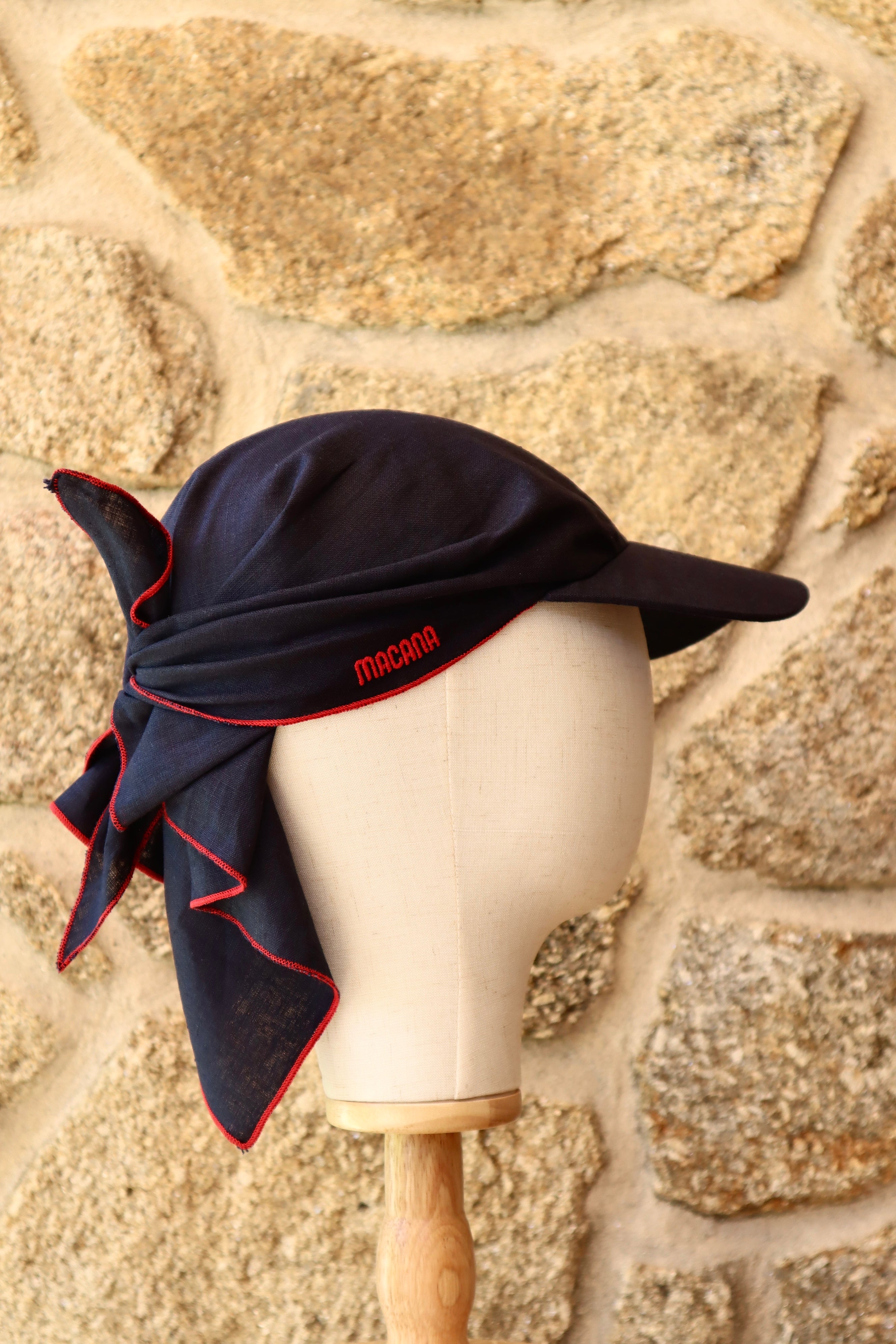 Visera Macana Azul con Rojo