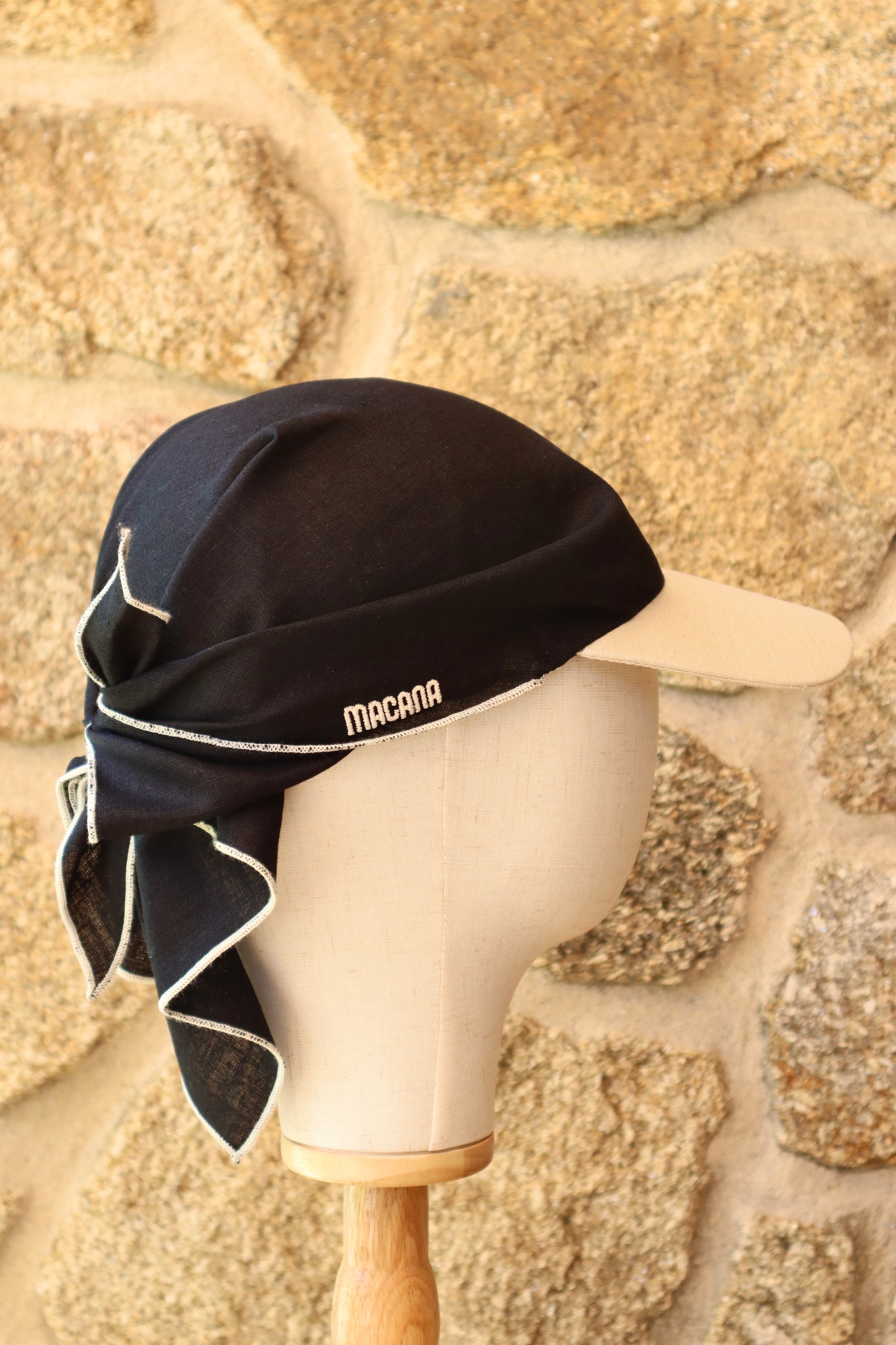 Visera Macana Negra y Beige